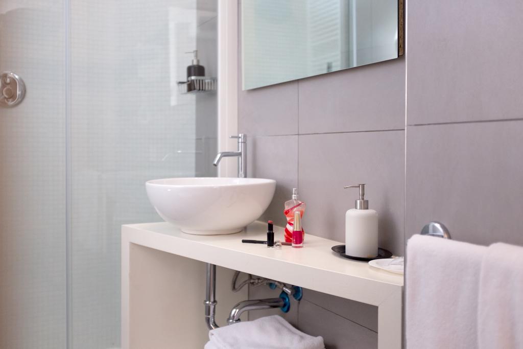 Hotel Commodore Riccione Bagian luar foto
