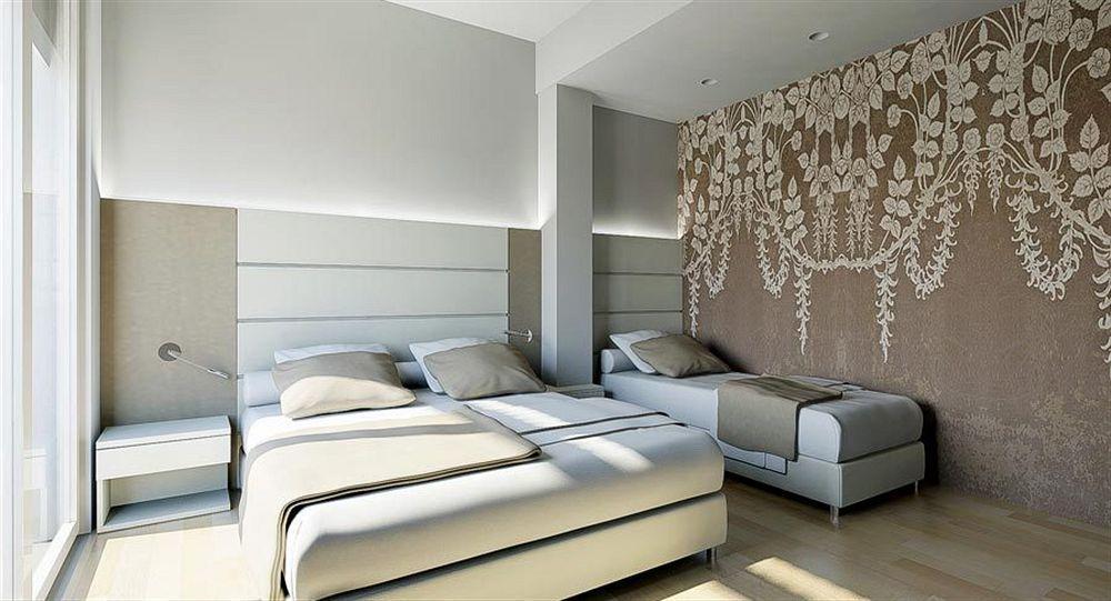 Hotel Commodore Riccione Bagian luar foto