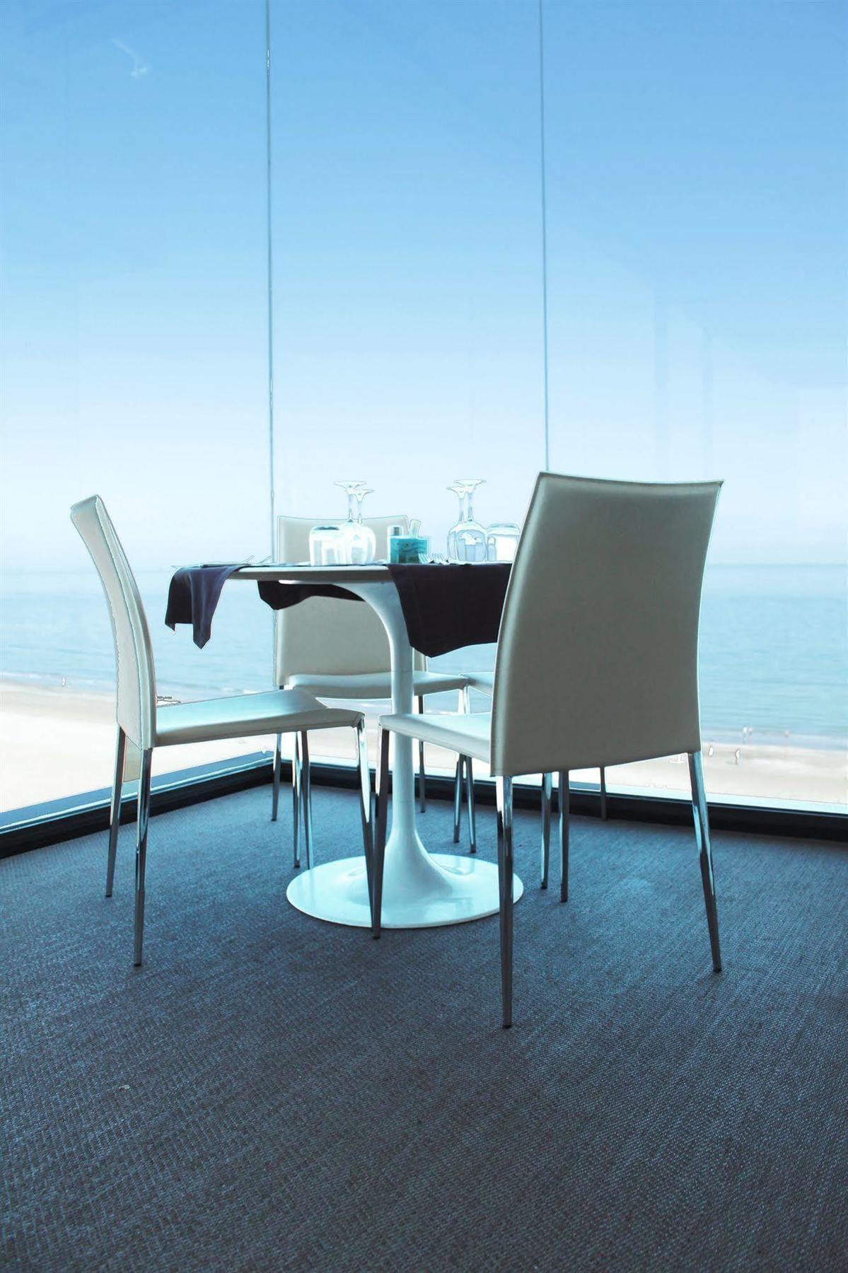 Hotel Commodore Riccione Bagian luar foto