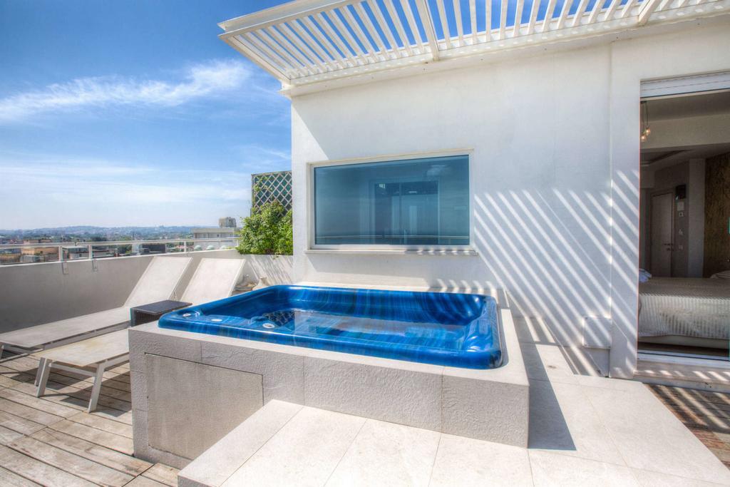 Hotel Commodore Riccione Bagian luar foto